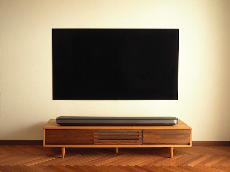 11畳リビングに最適なテレビの大きさはは？大きすぎると後悔する？失敗しないテレビサイズの選び方